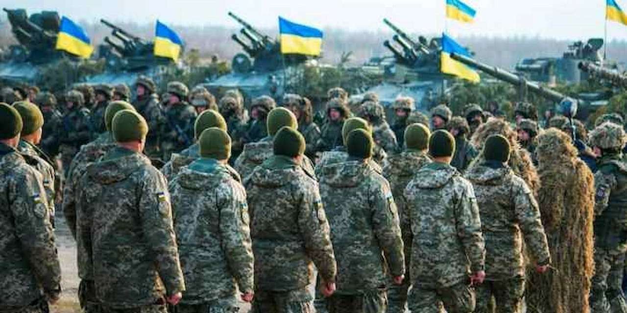 Група військових на полігоні